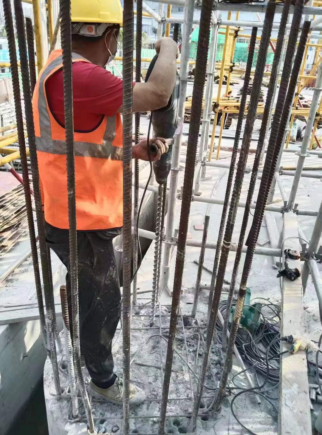 南丹增大截面法加固框架柱施工方案